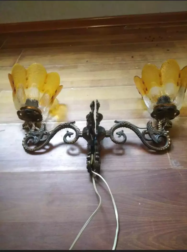 люстра ,бра,плафоны