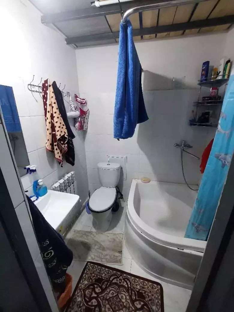 2 xonali uy sotiladi