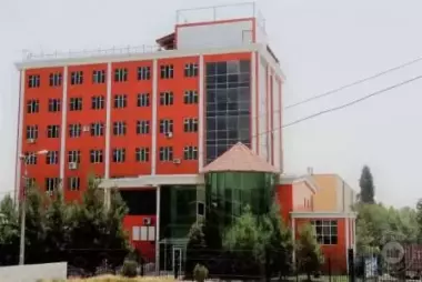 Требуется разнорабочий в помощь по ремонту