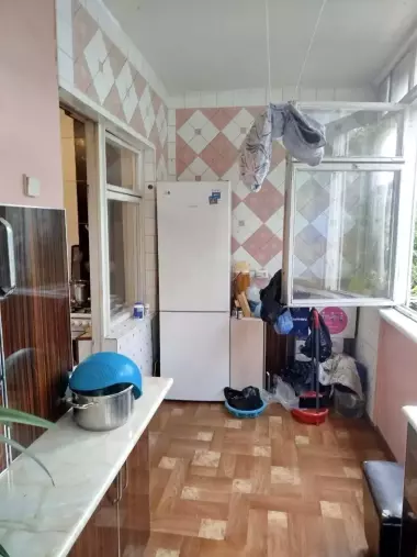 2/3/4 возле метро. Центр Юнусабада.