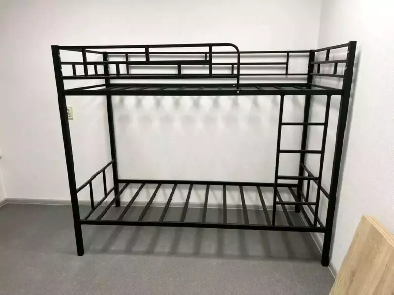 yangi ikki etajli kravat sotiladi