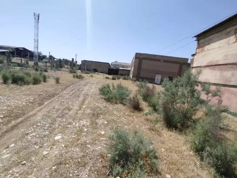 Хатирчи тумани самаркан МФЙ да 15 сут жой нотура жой сотилади хужатлари жойида