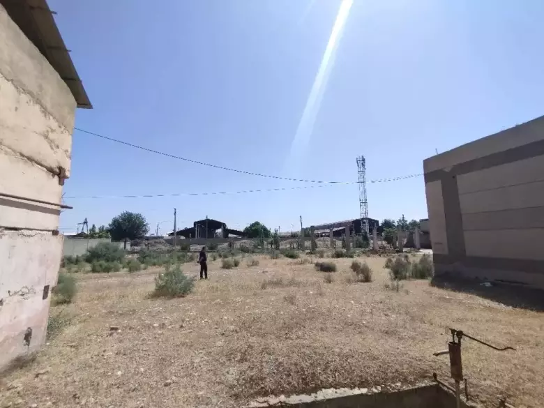 Хатирчи тумани самаркан МФЙ да 15 сут жой нотура жой сотилади хужатлари жойида