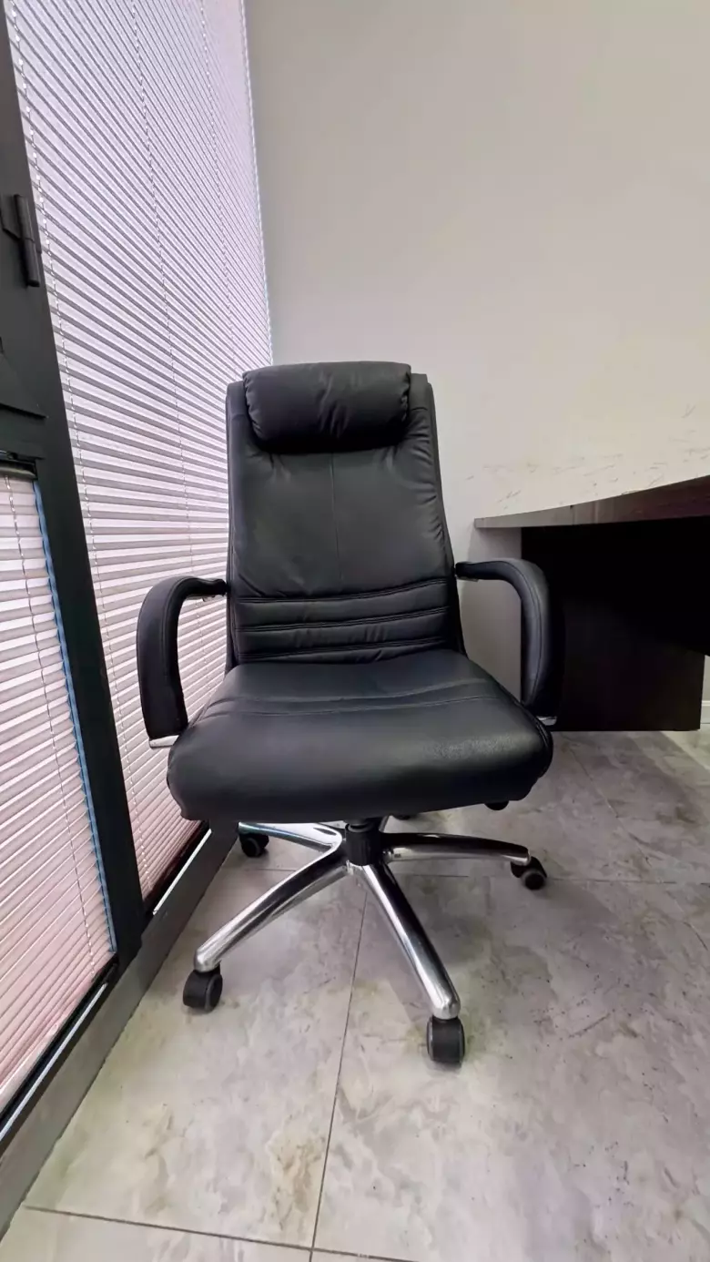 Директорский комплект мебели