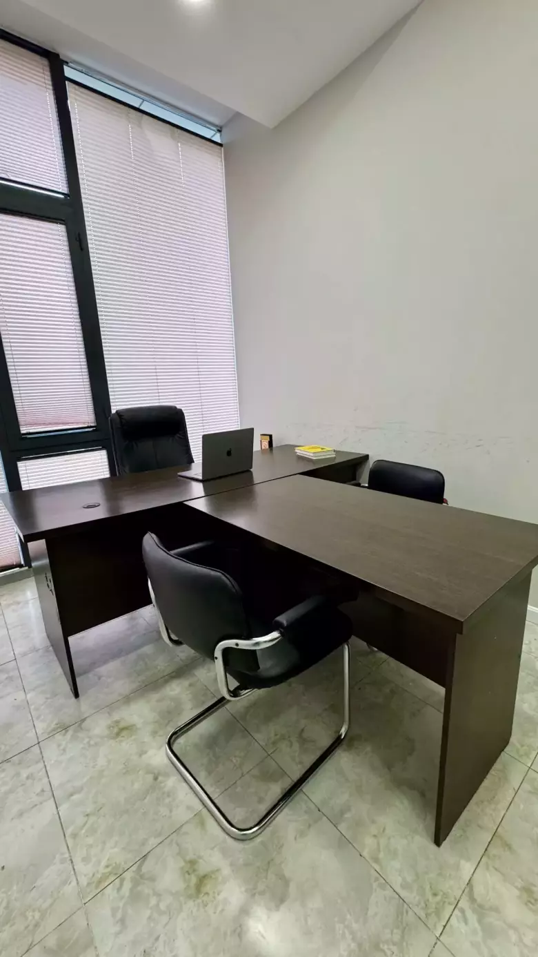 Директорский комплект мебели