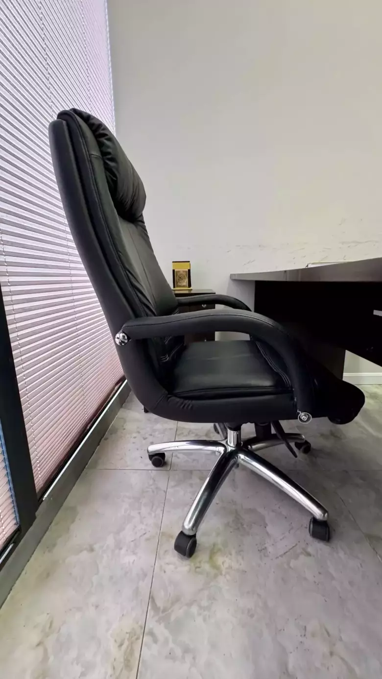 Директорский комплект мебели