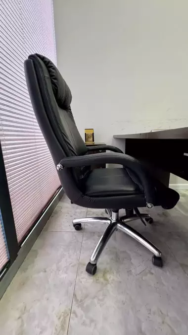 Директорский комплект мебели