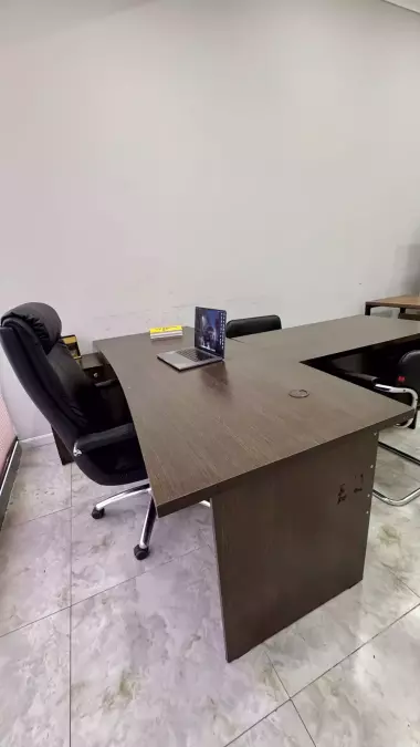 Директорский комплект мебели