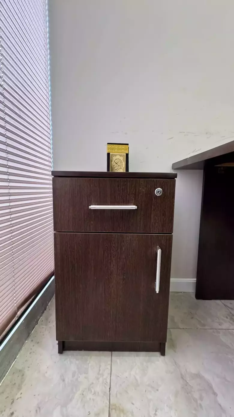 Директорский комплект мебели