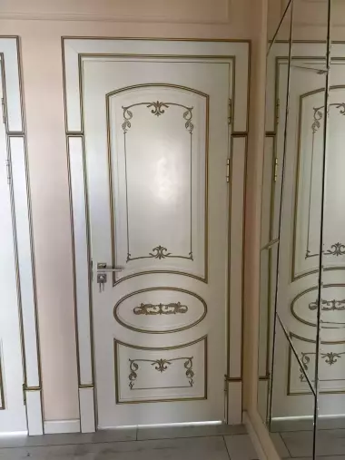 куплю б/у двери .