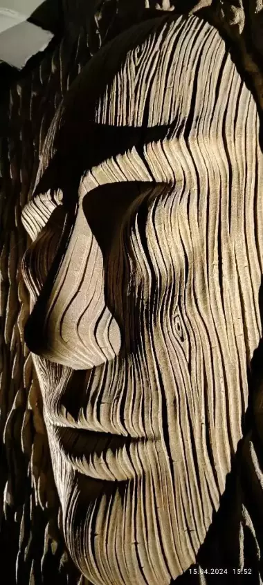 Барельеф, скульптура, роспись!