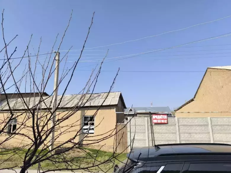 СРОЧНО Ер сотилади. Уч Кахрамон постидан 11 км.