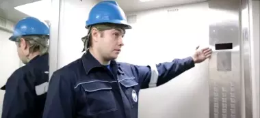 Механик по лифтам