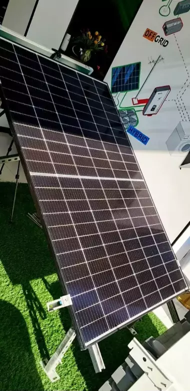 sifatlli quyosh panellari, inventorlar akkumulyatorlar