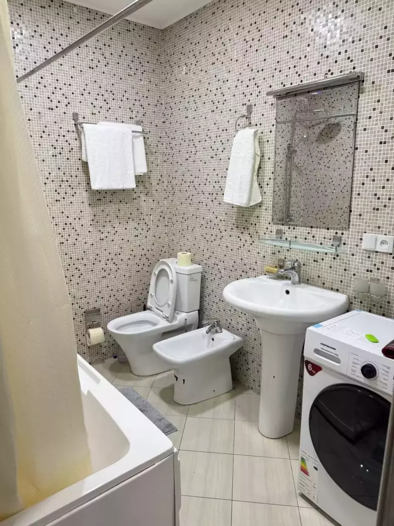 посуточно Новостройка 4 комнаты только с ЗАГСом