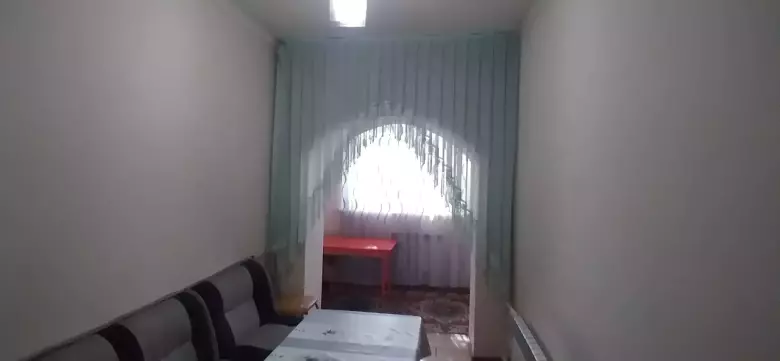 Продам квартиру 3/2/4 Ц-13 улАбая метроА.Навои