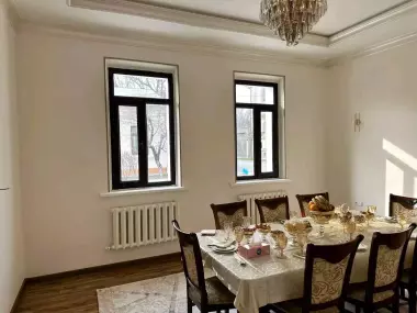 Угловой дом на Никитина 3-сотки 5-комнат.