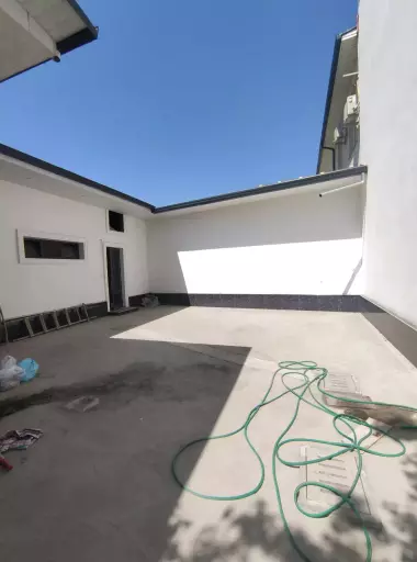 Угловой дом на Никитина 3-сотки 5-комнат.