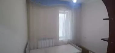 Продам квартиру 3/2/4 Ц-13 улАбая метроА.Навои