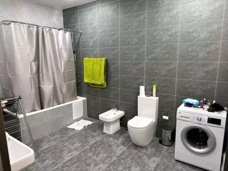 Угловой дом на Никитина 3-сотки 5-комнат.