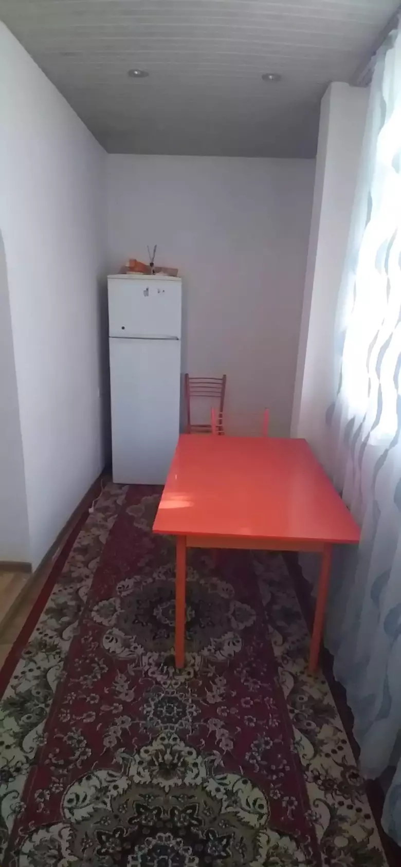 Продам квартиру 3/2/4 Ц-13 улАбая метроА.Навои