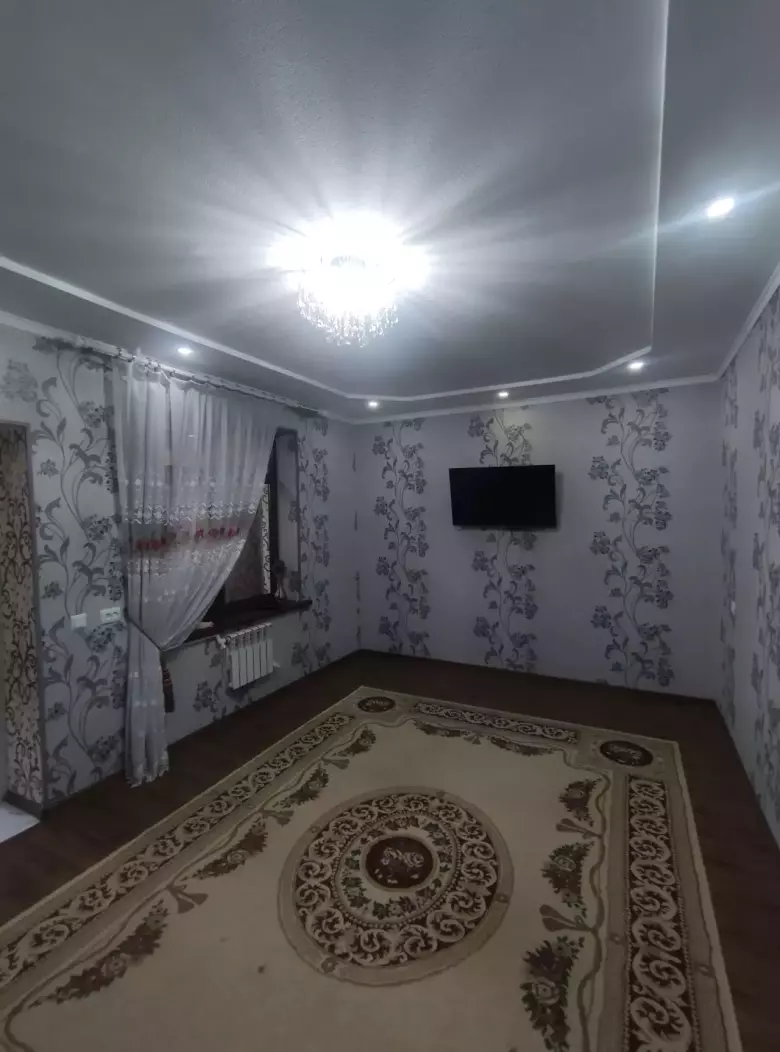 2-этажный дом+подвальчик 2-сотки 6-комнат заезд для машины.