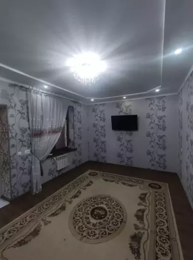 2-этажный дом+подвальчик 2-сотки 6-комнат заезд для машины.