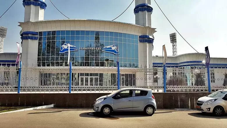 ТТЗ- 1. (ст. Локомотив). 1- переделана в 2х. комнатную.