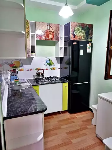 ТТЗ- 1. (ст. Локомотив). 1- переделана в 2х. комнатную.