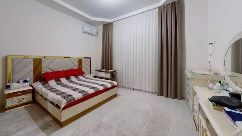 Роскошный дом с 7 спальнями