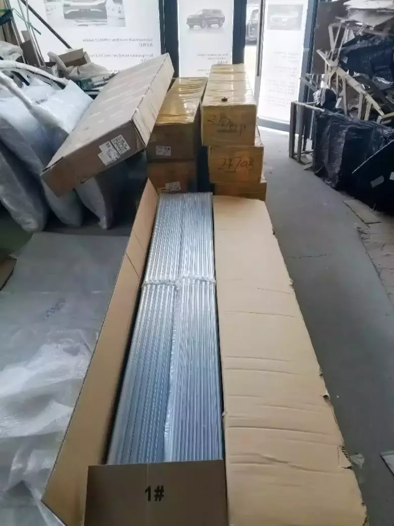 eĺektron porog Aito m7