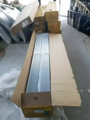 eĺektron porog Aito m7