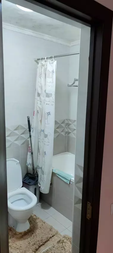 продается квартира 1/2 Яшнобадский район