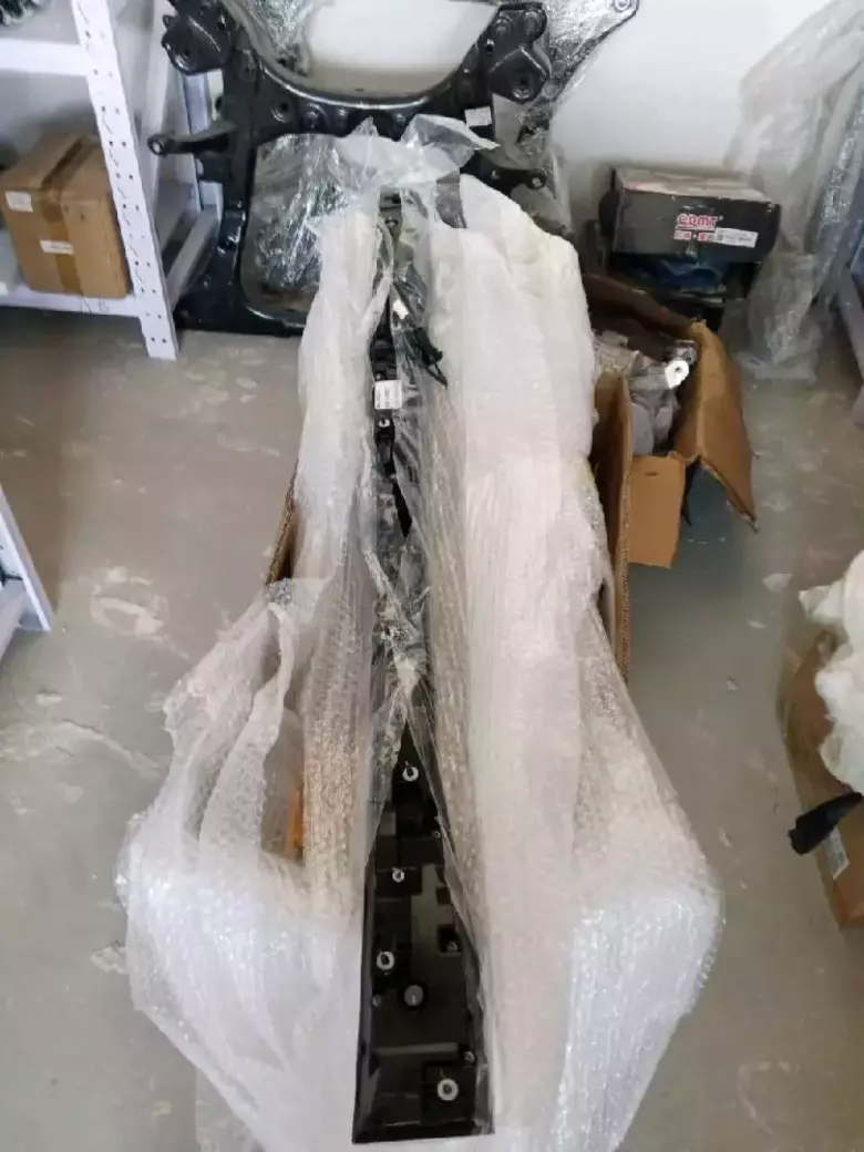 Orqa uzun fara Dongfeng EP 08 | Задний прольняющийся фонарь Dongfeng EP 008