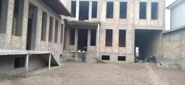 Продам Еврокоробку Юнусабад-4 за посольством США 6соток 4уровня 8комнат