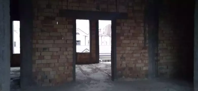 Продам Еврокоробку Юнусабад-4 за посольством США 6соток 4уровня 8комнат