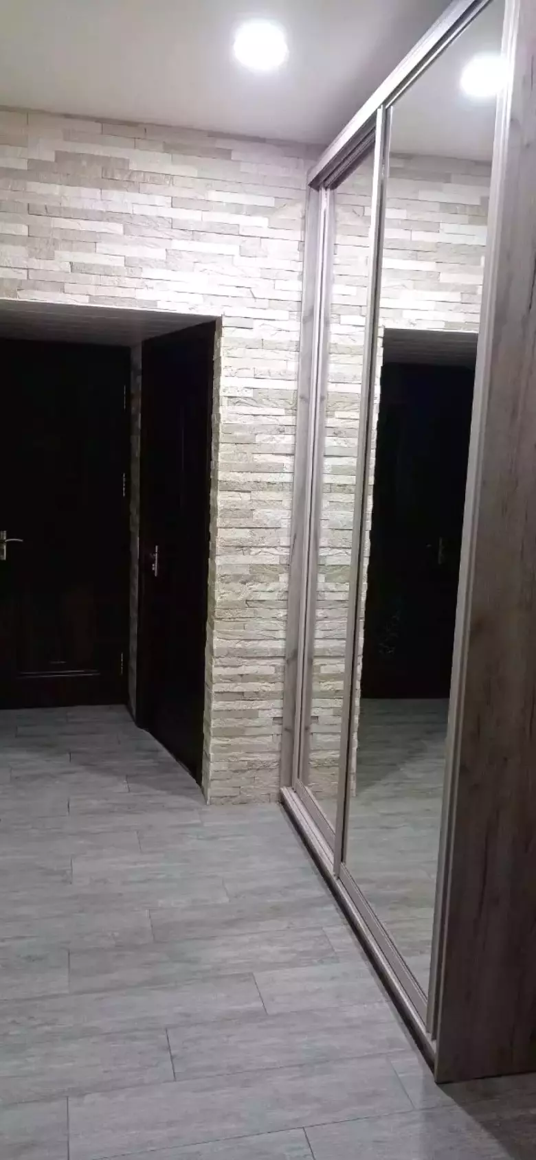 Продаётся 2х комнатная квартира от собстенника