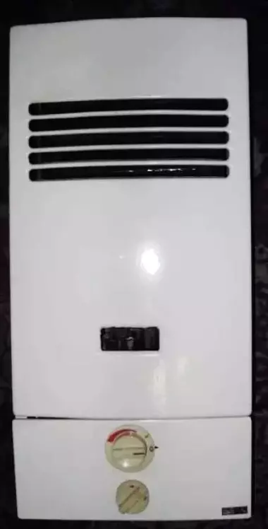 Газовая колонка.Польская.