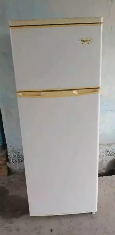 холодильник 2х камерный