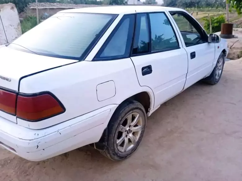 Dayvo Espero 1999 yil