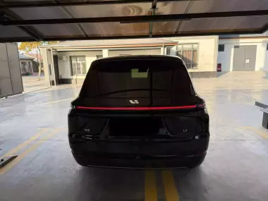 Lixiang L9 Ultra 2025г