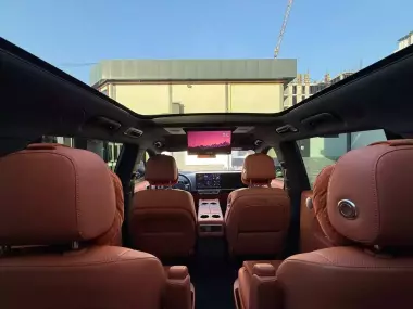 Lixiang L9 Ultra 2025г