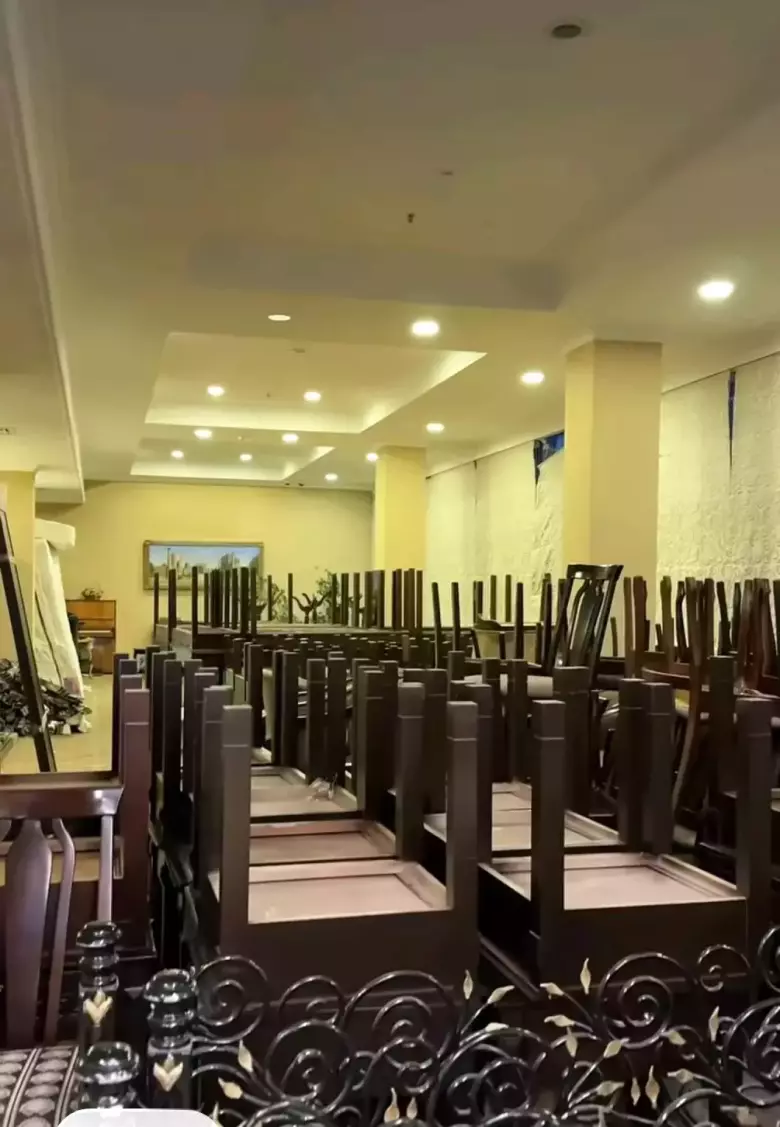 Куплю офисный мебель, салон красоты, рестораные мебель, техника и оборудование