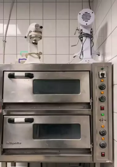 Куплю Ресторанные мебель и бытовая техника