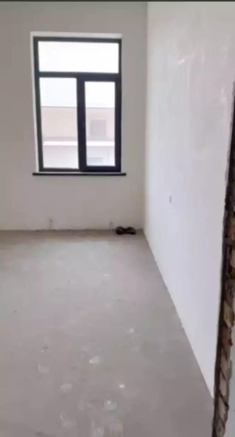 Продаётся 4-х комнатная квартира в ЖК "Gulobod" Ц 26