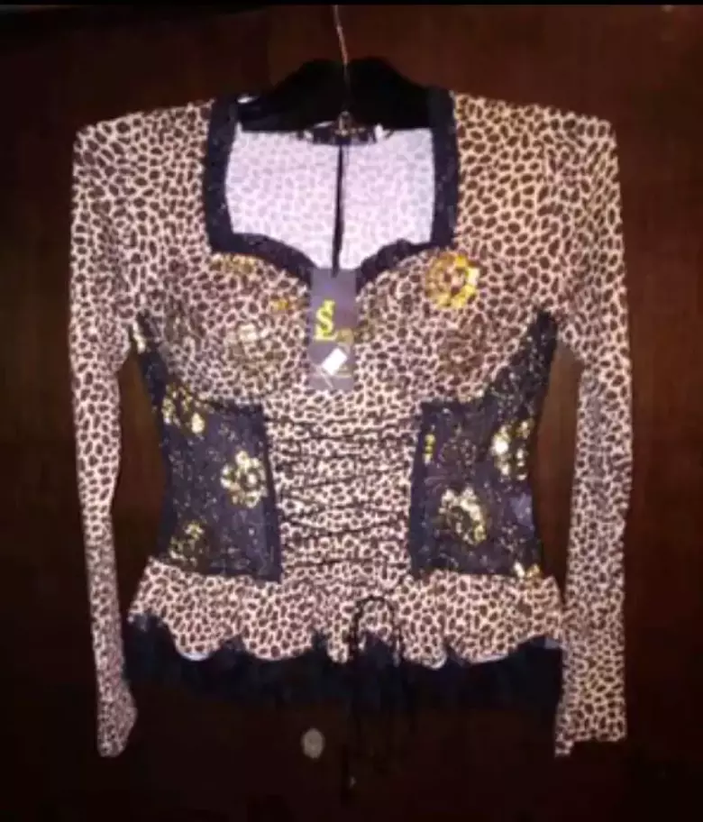 Новая.Наилоновая кофта.Из-за границы.