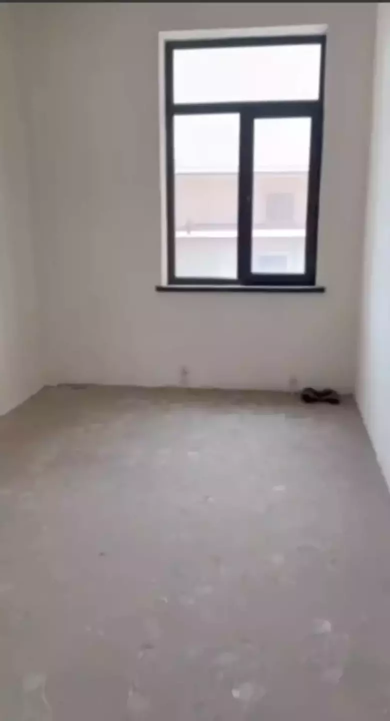 Продаётся 4-х комнатная квартира в ЖК "Gulobod" Ц 26