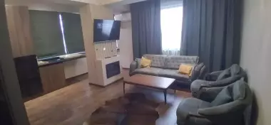 Сдаю новый евролюкс 2/8/12 улЛисунова метроЯшнабад