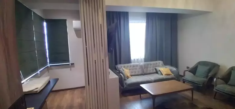 Сдаю новый евролюкс 2/8/12 улЛисунова метроЯшнабад