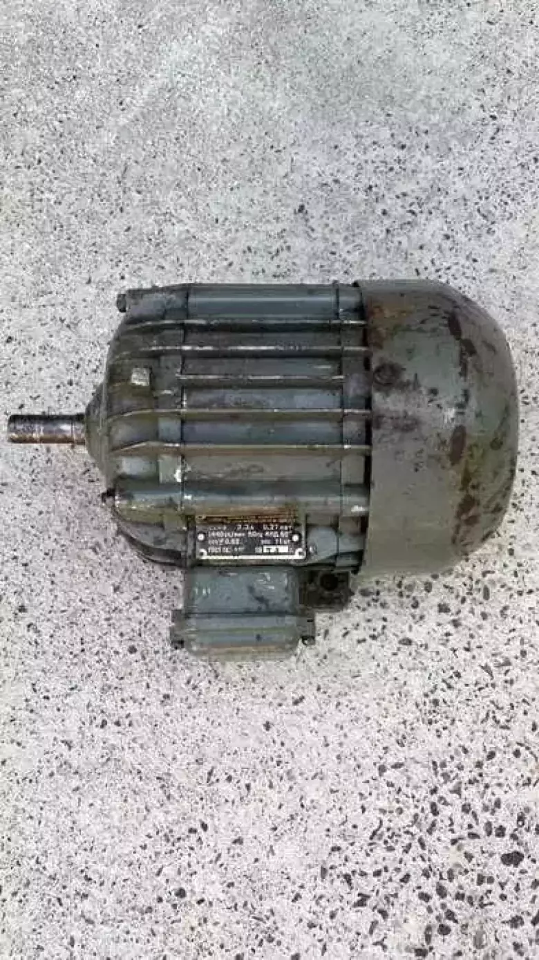 Однофазный асинхронный электродвигатель(мотор)